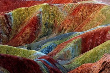 Danxia: Τα χρωματιστά βουνά της Κίνας