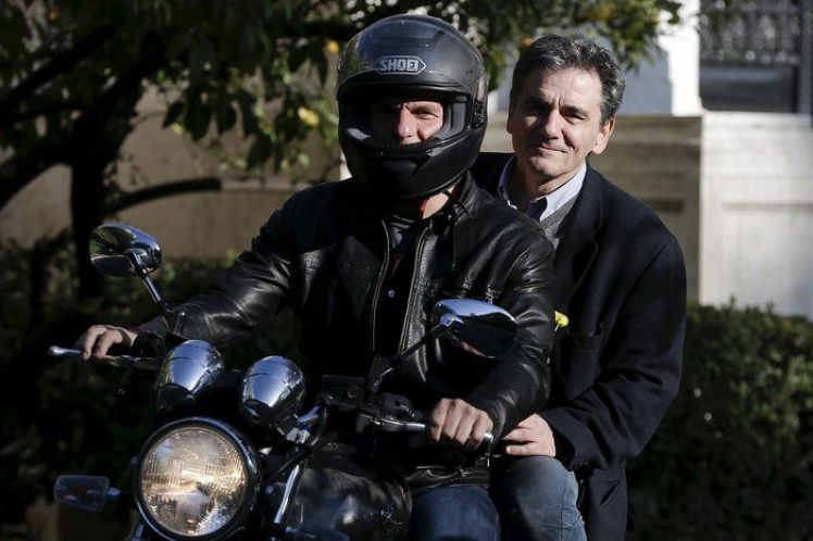 Από τη Σκύλλα στη Χάρυβδη: Ή από τον Βαρουφάκη στον Τσακαλώτο