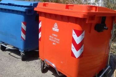 Τοποθέτηση νέων κάδων απορριμμάτων