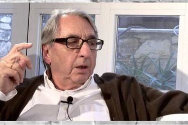 Πέθανε ο συγγραφέας Κώστας Μουρσελάς, ο δημιουργός του «Εκείνος και……