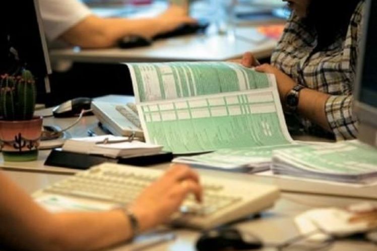 Ραντεβού στην εφορία: Κάθε μήνας και ένας φόρος από 31 Ιουλίου ως τον Ιανουάριο