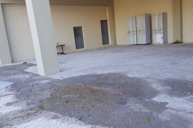 Ματαιώνεται η άμεση  κατασκευή  του προαυλίου χώρου του γυμνασίου Θέρμου..