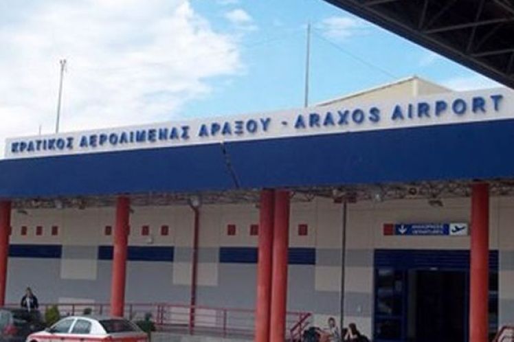 Ο Άραξος φέρνει καθημερινά χιλιάδες τουρίστες