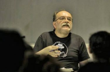 «Να στοιχηματίσουμε υπέρ της λιτής ζωής· μπορούμε να ζήσουμε καλύτερα…