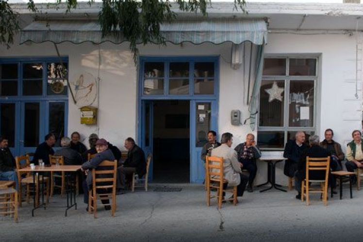 Όσο ζει, να πίνει μόνος του