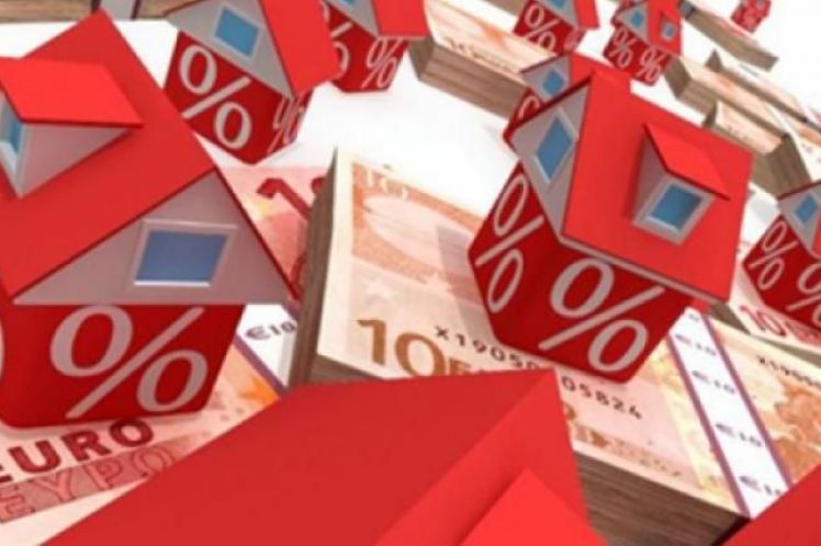 Μπαράζ πωλήσεων κόκκινων δανείων για αποσυμφόρηση των τραπεζών