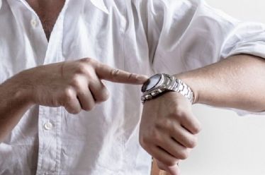 Νόμος περί… Ωρολογοφορίας!