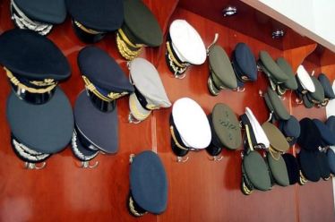 Σοκ: Διπλό «ψαλίδι» στις συντάξεις 120.000 αποστράτων