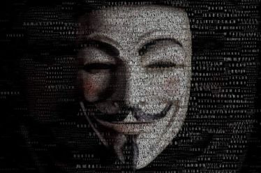 Οι Anonymous ανακοίνωσαν «διαρροή απόρρητων εγγράφων» – Τι απαντά η…