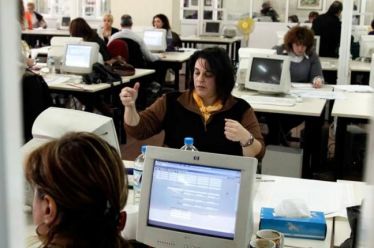 Οι 8 αλλαγές-σοκ από το 2018 σε όρια ηλικίας, εισφορές,…