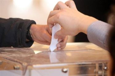 Δημοσκόπηση Κάπα Research: «Μουδιασμένο» το εκλογικό σώμα, πρώτη δύναμη η…