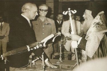 Ο «θείος» και το ΚΚΕ (Βίντεο)