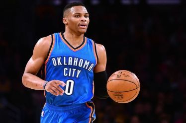 ΣΤΟΥΣ THUNDER ΓΙΑ ΜΙΑ ΖΩΗ Ο RUSSELL WESTBROOK