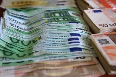 Πώς θα διεκδικήσετε 1.000 ευρώ το μήνα από την Εφορία!