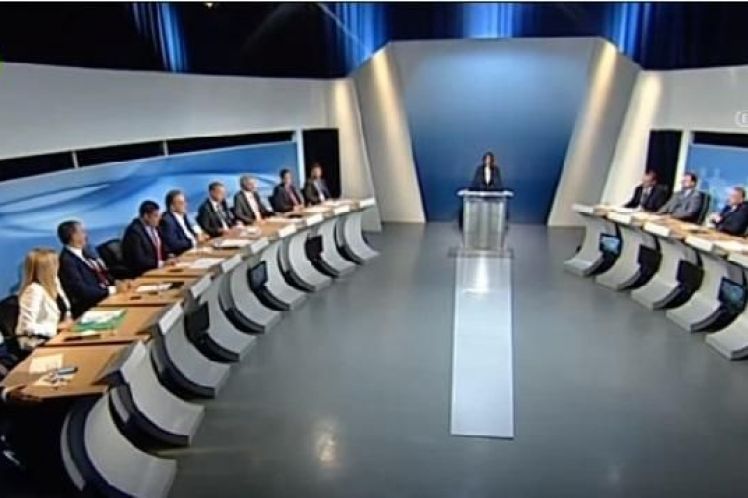 Το πρώτο debate για την αρχηγία της Κεντροαριστεράς: Γεννηματά, Θεοδωράκης συμφώνησαν να μην διαλυθούν ΠΑΣΟΚ, Ποτάμι