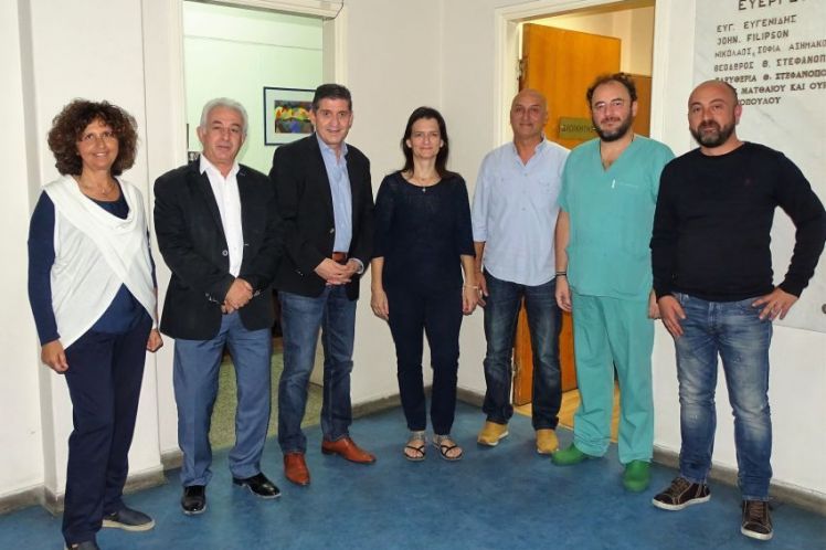 Παραχώρηση Κλιματιστικών από την Περιφέρεια στο Καραμανδάνειο