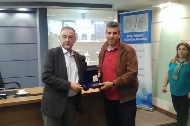 Ο Τσιχριτζής τίμησε τα απερχόμενα μέλη του Επιμελητηρίου