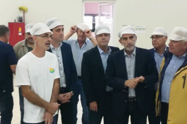 Νέο οδοιπορικό Κατσιφάρα σε μεταποιητικές μονάδες του ΕΣΠΑ