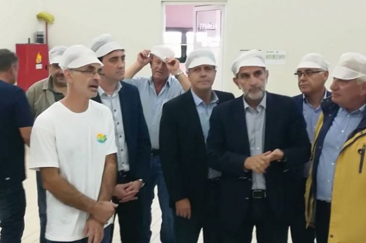 Νέο  οδοιπορικό Κατσιφάρα σε μεταποιητικές μονάδες του ΕΣΠΑ