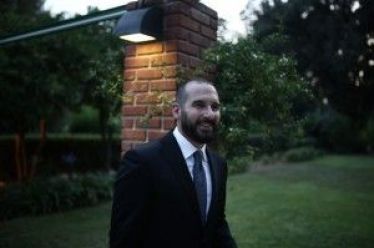 Πιο σκληρός από τον Λάκη Κομνηνό αποκάλεσε Πορφυρογέννητο των Ελίτ…