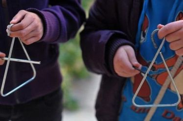 Κάλαντα υπό γονική εποπτεία