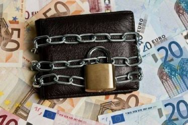 Αντιμέτωποι με κατασχέσεις και πλειστηριασμούς 730.000 οφειλέτες του Δημοσίου –…