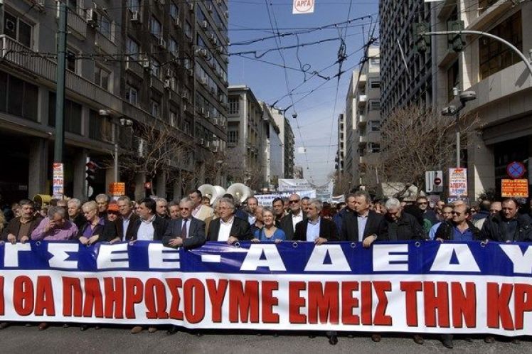 Παραλύει η χώρα την Πέμπτη λόγω της 24ωρης απεργίας ΓΣΕΕ-ΑΔΕΔΥ