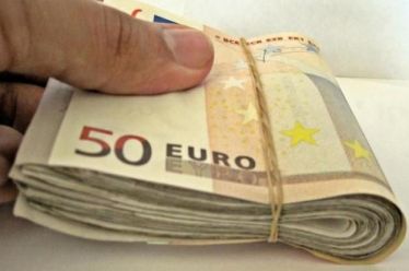 Σοκ για τους φορολογούμενους: Ως 1.000 κατασχέσεις από την εφορία…