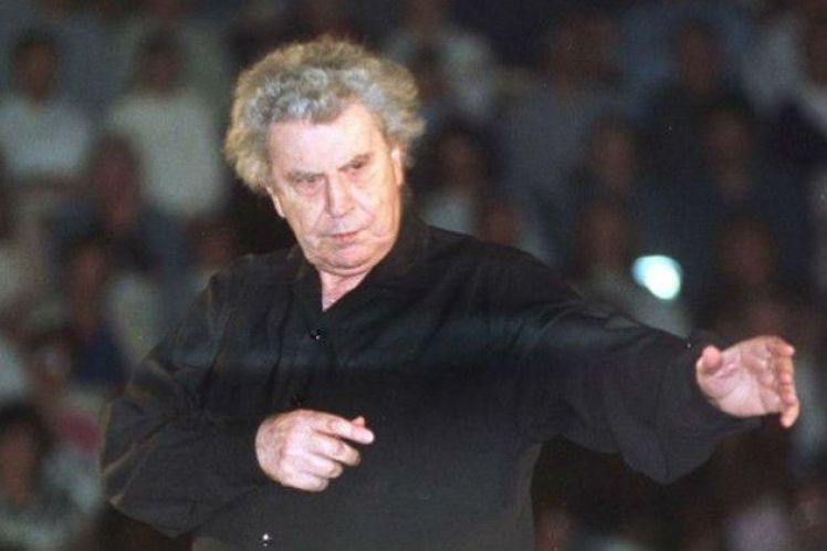 Ο Μίκης υπέρ ενός νέου φορέα αντί της ΑΕΠΙ
