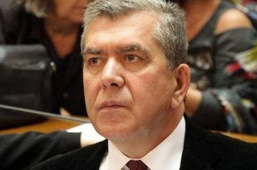 Αλ. Μητρόπουλος: Η κυβέρνηση χριστουγεννιάτικα κατάργησε τις συλλογικές συμβάσεις