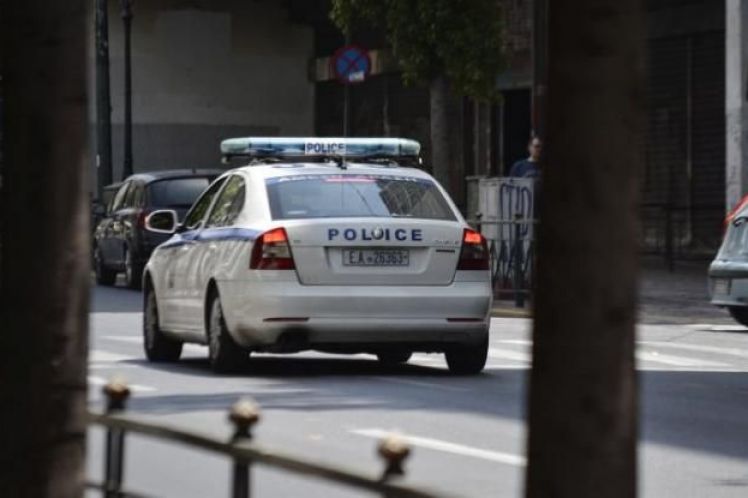 Μπαράζ επιθέσεων τα ξημερώματα σε γνωστή αλυσίδα super market