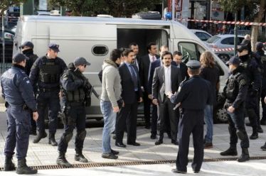 Δόθηκε άσυλο σε έναν από τους 8 Τούρκους στρατιωτικούς