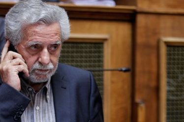 Όλη η εξουσία στα Σοβιέτ, για να διαγράψει το χρέος…