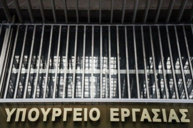 Από τα αφερέγγυα αφεντικά, στα χέρια των εργαζομένων