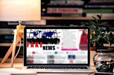 Στο ναδίρ η εμπιστοσύνη για τα ελληνικά ΜΜΕ