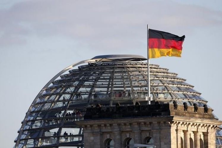 Ταραχή στη Γερμανία: «Καλπάζουν» οι Πράσινοι, «μια ανάσα» από το κόμμα της Μέρκελ