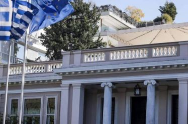 Έντεκα εκατ. ευρώ εν μέσω επιδημίας για «υπηρεσίες επικοινωνίας» που…