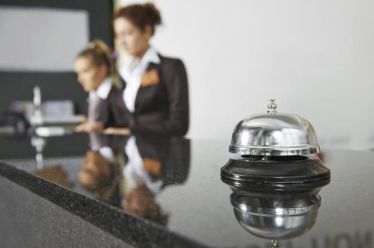 Κορωνοϊός: Κλείνουν τα ξενοδοχεία μέχρι τέλη Απριλίου