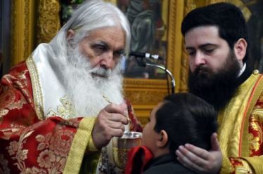 Κατευθείαν από το στόμα των παπάδων θα λαμβάνουν στο εξής…