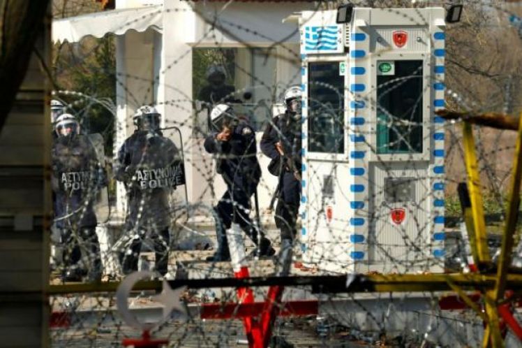 Προσφυγικό: Ελληνικές κυβερνήσεις του «κλώτσου και του μπάτσου»…