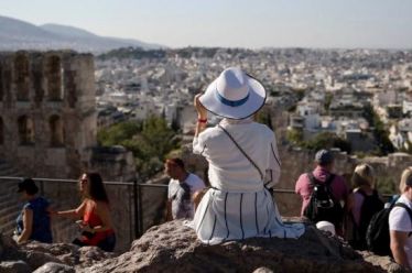 Η ευρωπαϊκή τουριστική βιομηχανία χάνει 1 δισ. τον μήνα λόγω…