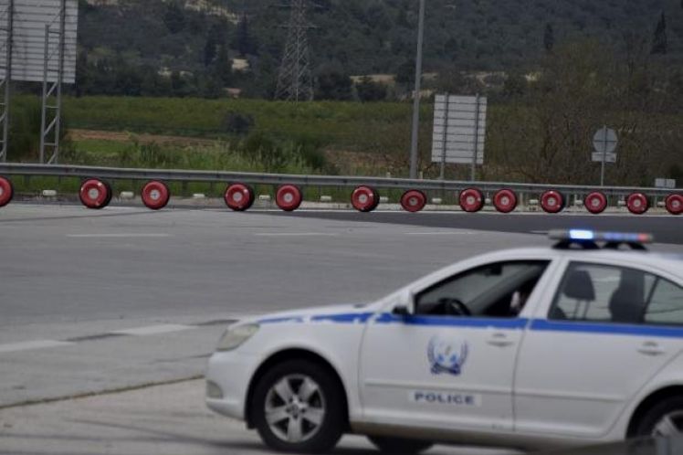 Τριήμερο Πρωτομαγιάς: Με απαγόρευση και τσουχτερά πρόστιμα για να αποτραπούν οι μετακινήσεις