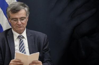 Δημοσκόπηση Marc: Με διαφορά δημοφιλέστερος Έλληνας ο Σωτήρης Τσιόδρας