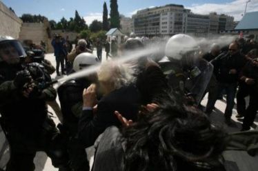 Αποχαιρετώντας τον Μανώλη Γλέζο