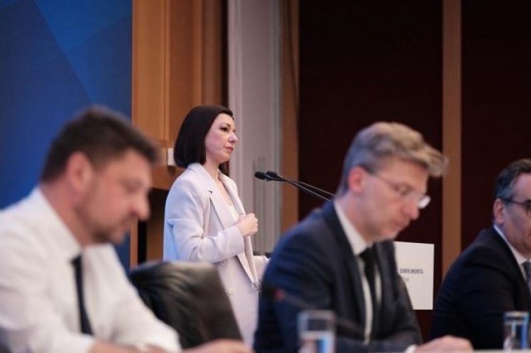 Για τους «ειδικούς»…