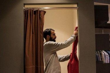 Πώς θα δοκιμάζουμε ρούχα – Η νέα πραγματικότητα στα εμπορικά…