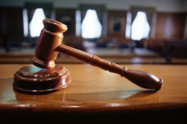 Δικαστήρια: Μαζικές παραγραφές αδικημάτων με στόχο την αποσυμφόρηση