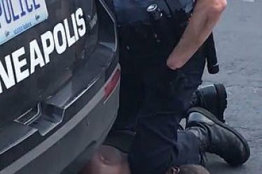 Η διαφορά μεταξύ Δεξιάς και Σοσιαλδημοκρατίας