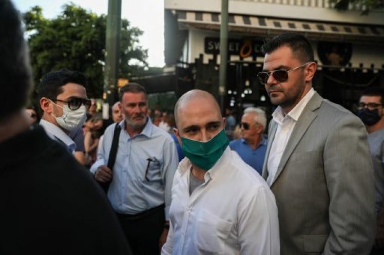 Καθάρισε εκ νέου η πλατεία Βικτωρίας μετά την απομάκρυνση του Κωνσταντίνου Μπογδάνου και των υπόλοιπων ρατσιστών