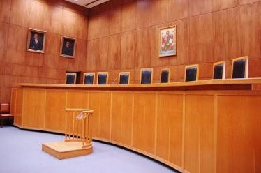 Αίγιο: Κληρικός και αστυνομικός καταδικάστηκαν για κομπίνες με αυτοκίνητα